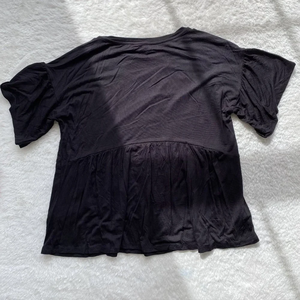 Loft NWOT Women's Short Sleeve T-Shirt, Ruffle Hem, Black, Petites Small - Picture 3 of 6